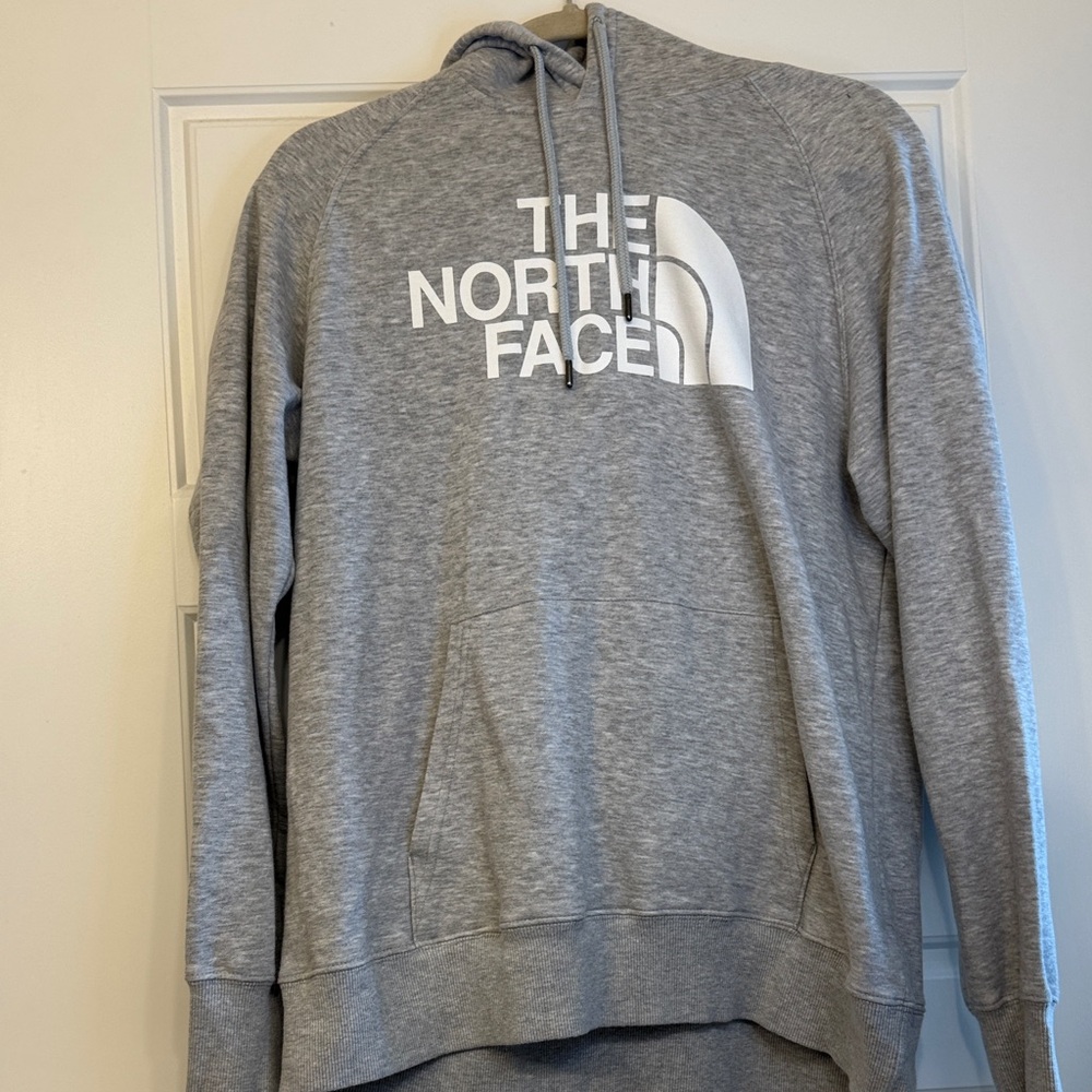 The North Face Heather Gray Pullover Hoodie